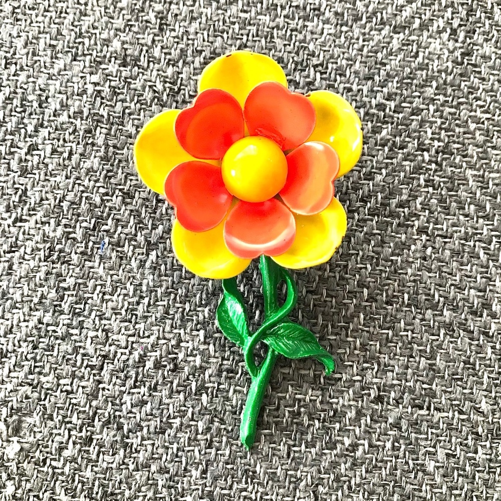 Vintage 1960s Enamel Flower Power Brooch